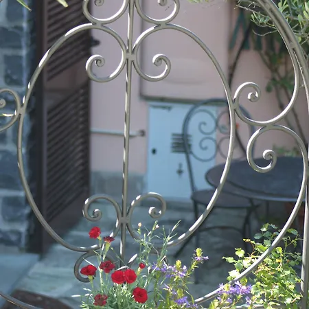 Balcone Fiorito Couette-café 3*