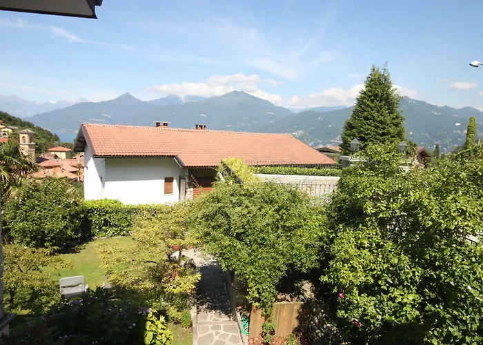 巴康菲奥里托住宿加早餐旅馆 住宿加早餐酒店 梅纳焦