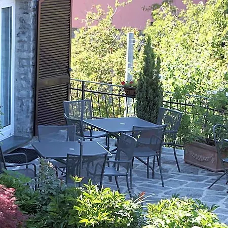 Balcone Fiorito Nocleg ze śniadaniem Menaggio