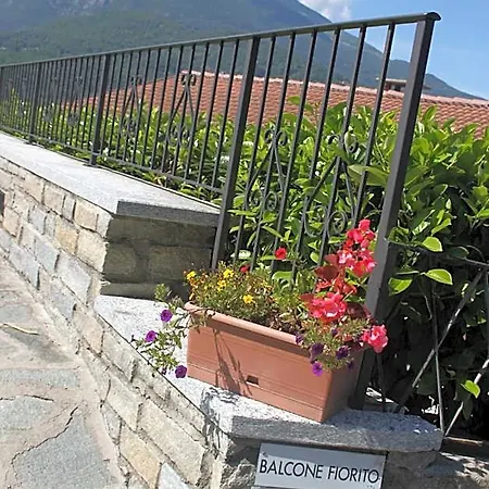 Balcone Fiorito 3*