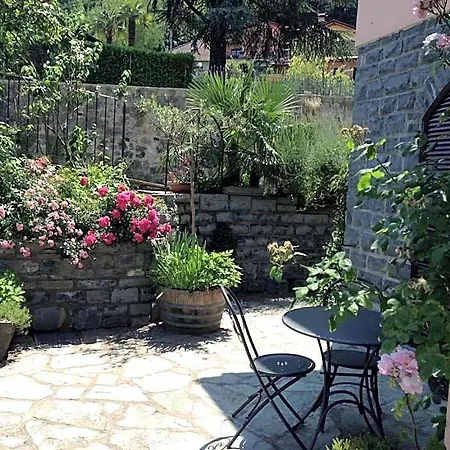Balcone Fiorito 3*