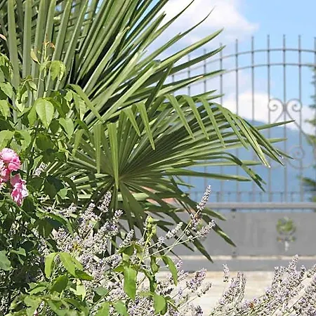 Balcone Fiorito 3* Menaggio