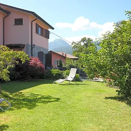 Nocleg ze śniadaniem Balcone Fiorito Menaggio