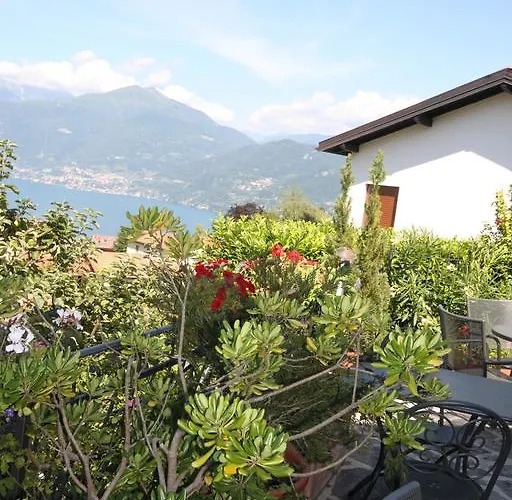 Balcone Fiorito Bed & Breakfast Menaggio