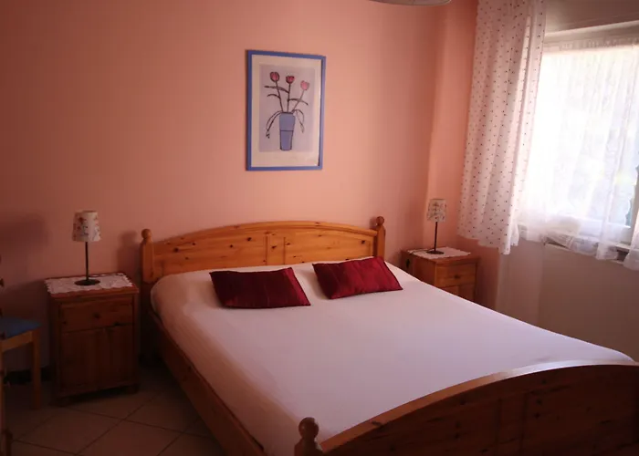 B&B Balcone Fiorito 메나지오