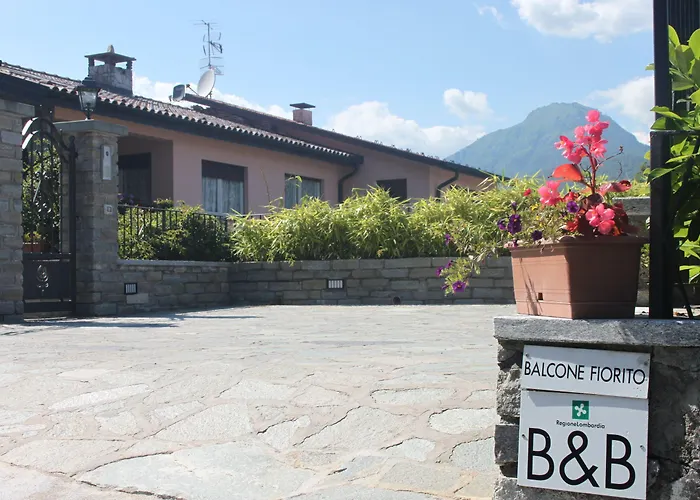 Balcone Fiorito 3* 메나지오